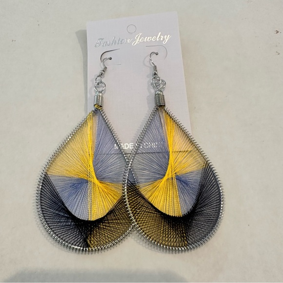 Fashion Jewelry Jewelry - Silk woven earrings. New in the original bag.